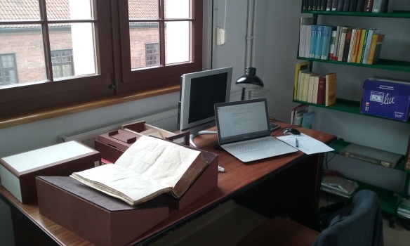 Working space for visitors to the Library's Special Collections Department